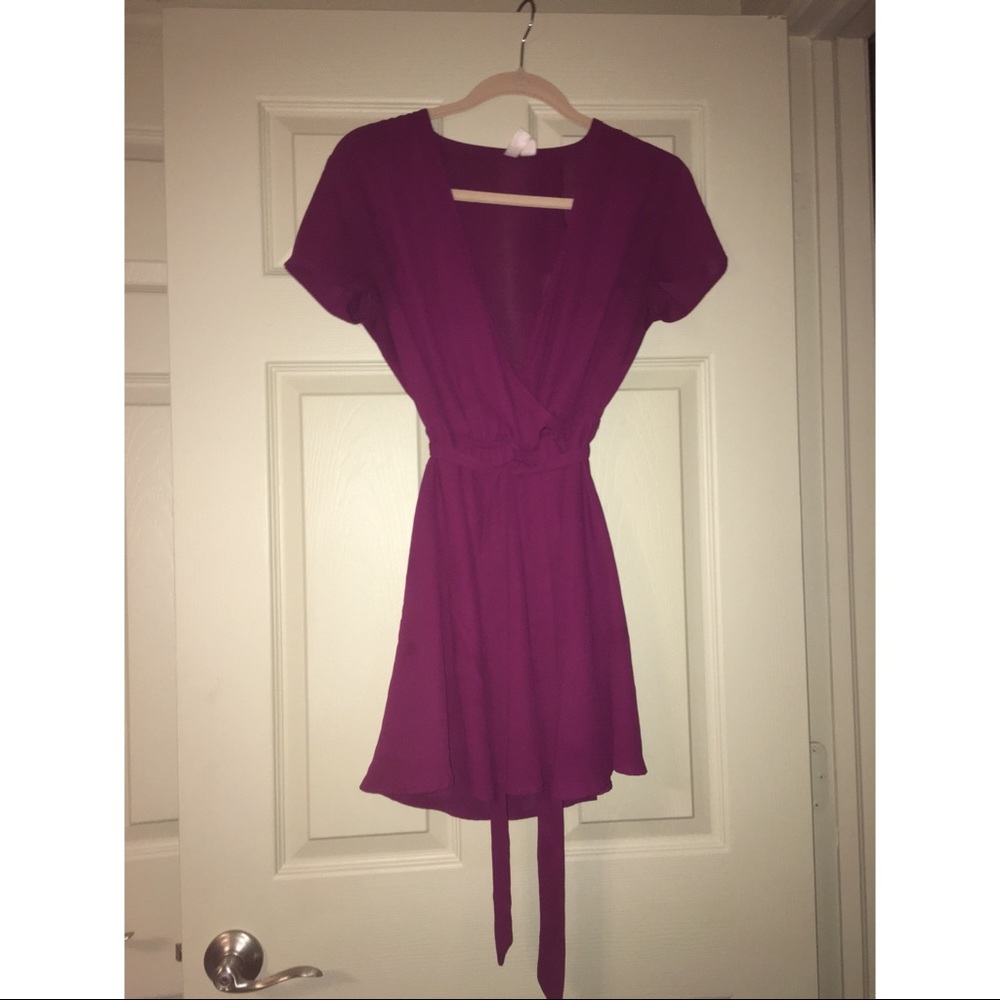 Low cut Plum waist tie dress